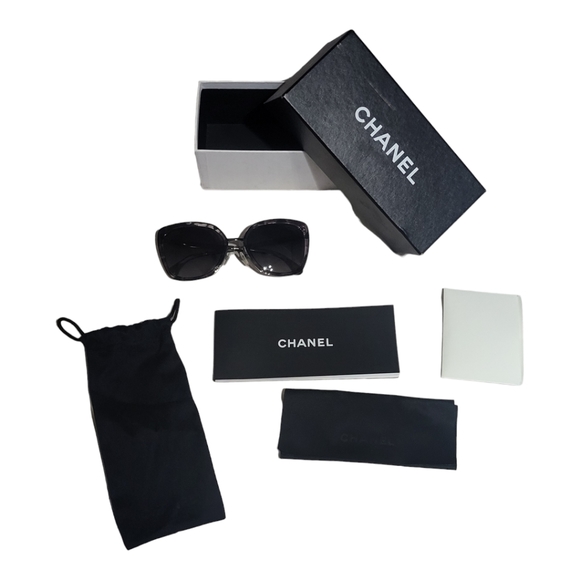 Chanel polarized sun glasses - Picture 4 of 16